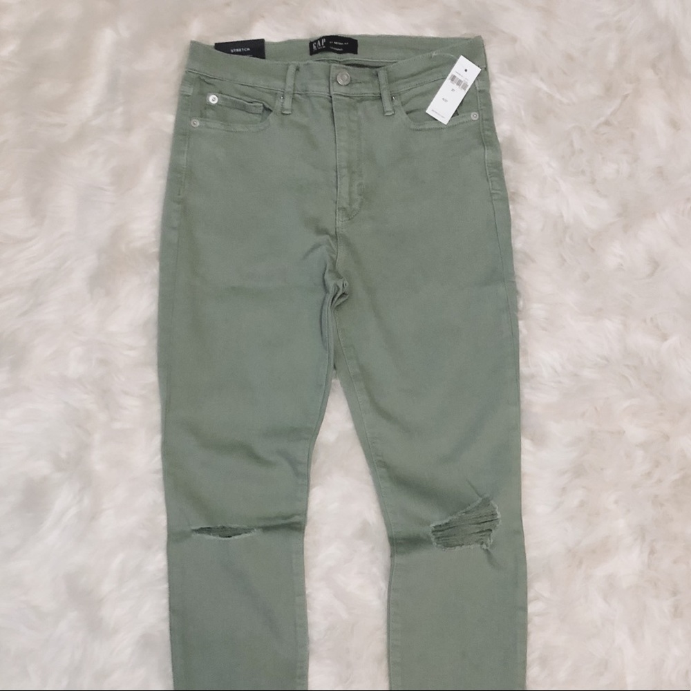 NEW GAP High Rise Skinny Jeans (Destructed) - Picture 2 of 4